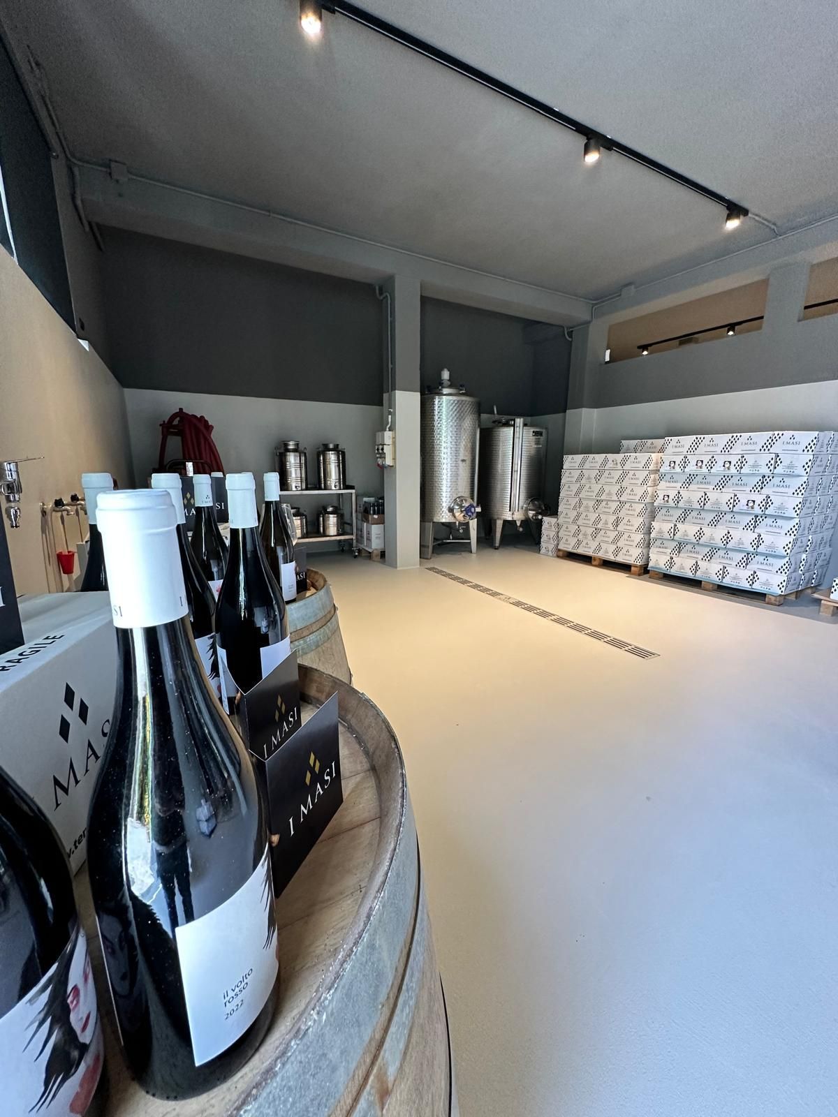 pavimento industriale e commerciale in resina Zala Resin