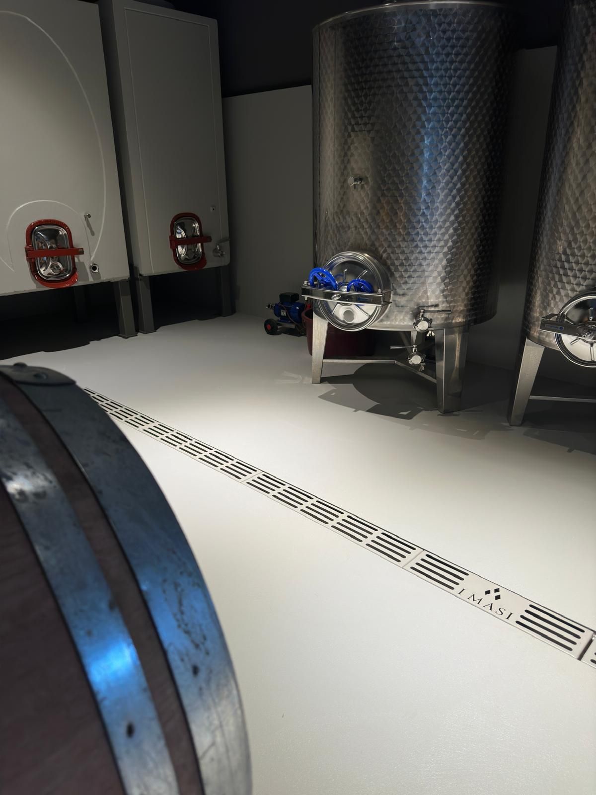 pavimento industriale e commerciale in resina Zala Resin