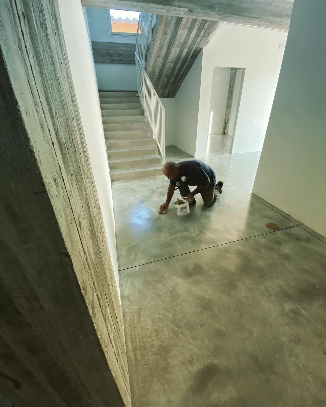 pavimento industriale e commerciale in resina Zala Resin