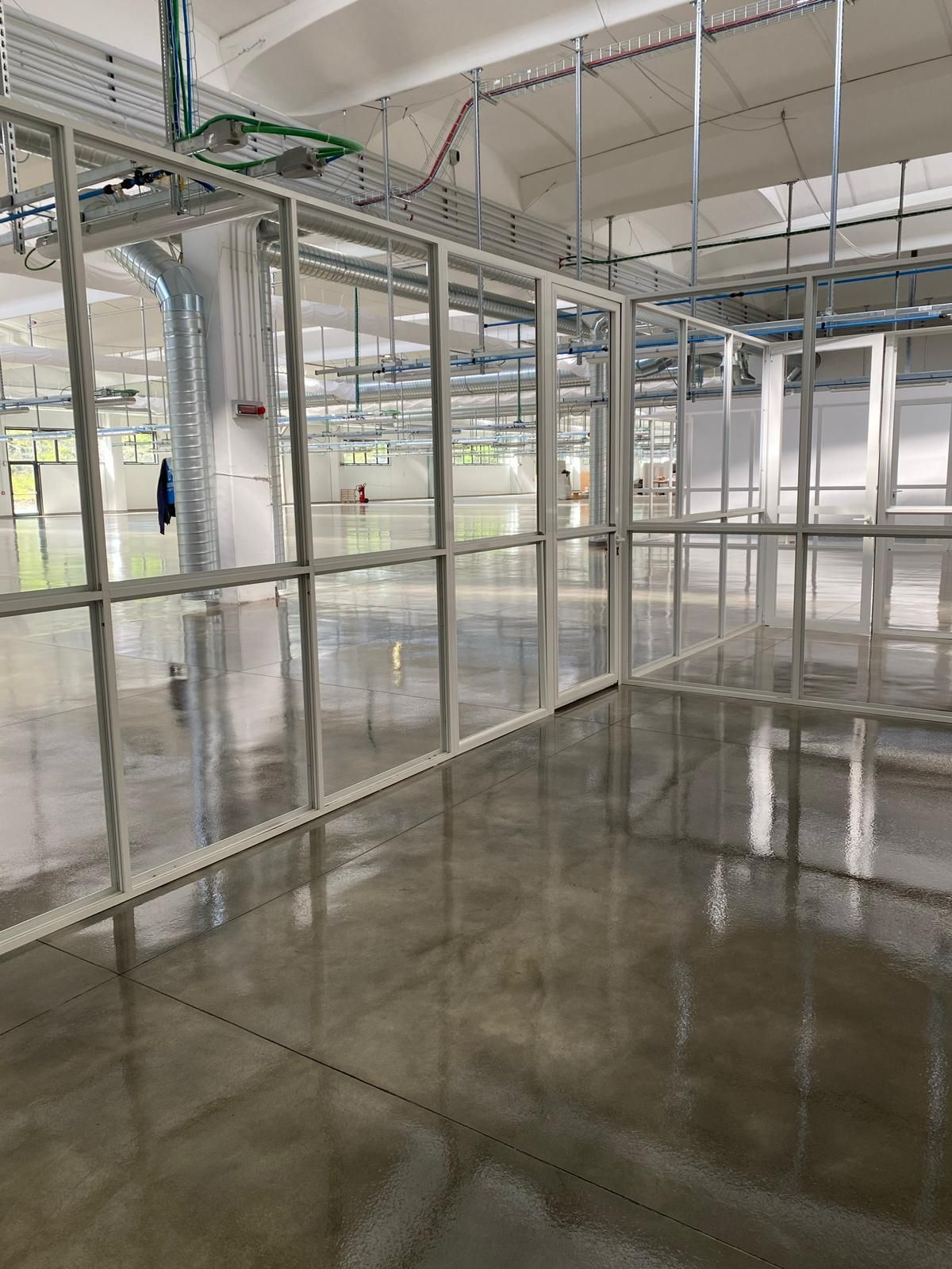 pavimento industriale e commerciale in resina Zala Resin