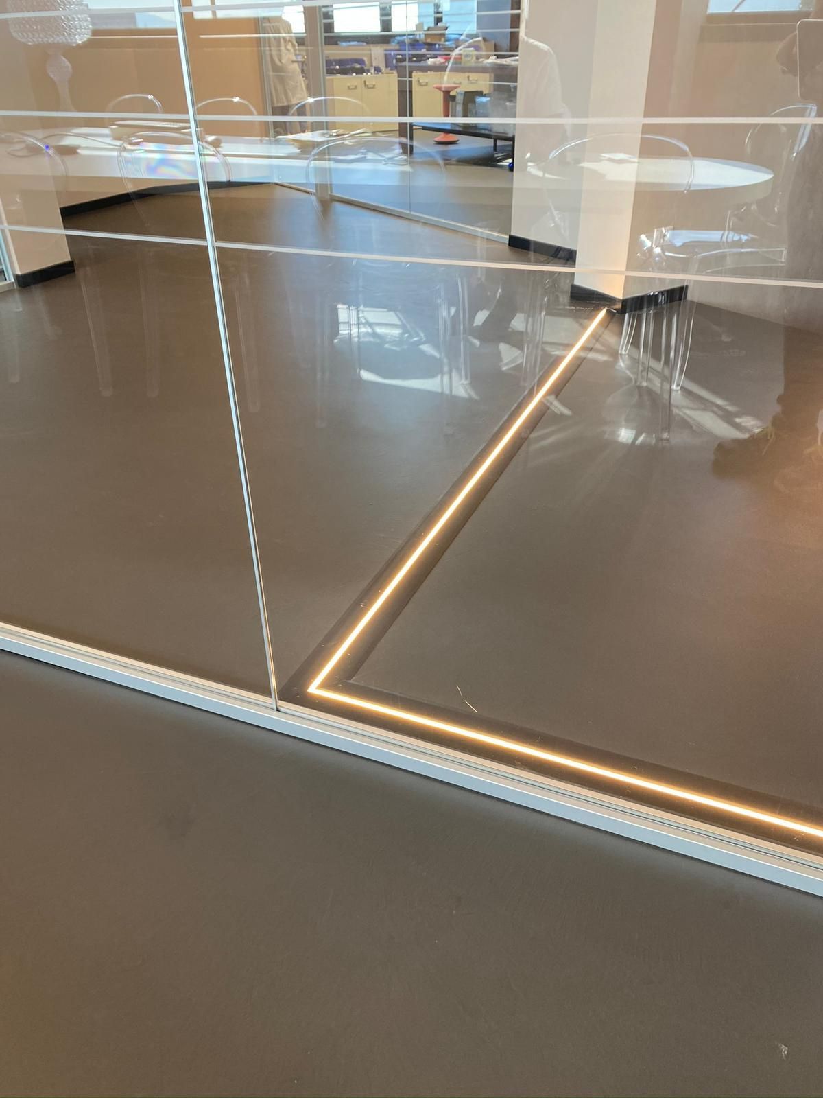 pavimento industriale e commerciale in resina Zala Resin