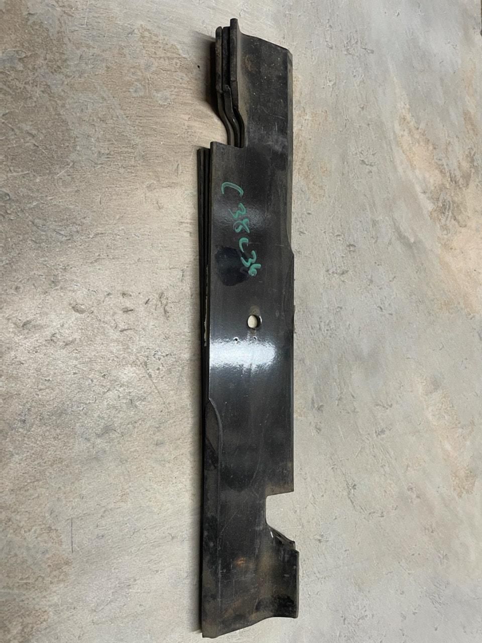 C38036 ( replaces G9005531 ) BLADE 4212 FRONT CUT 3=42