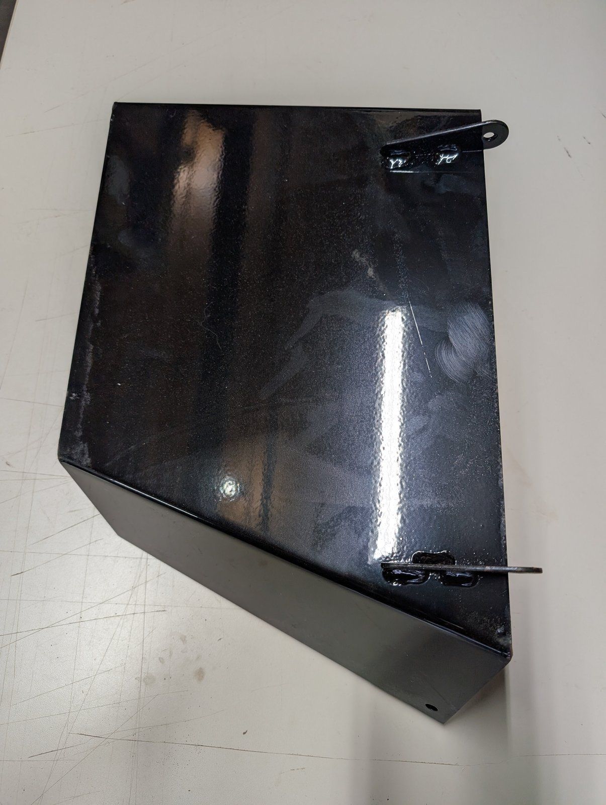 C46703 DISCHARGE CHUTE 52