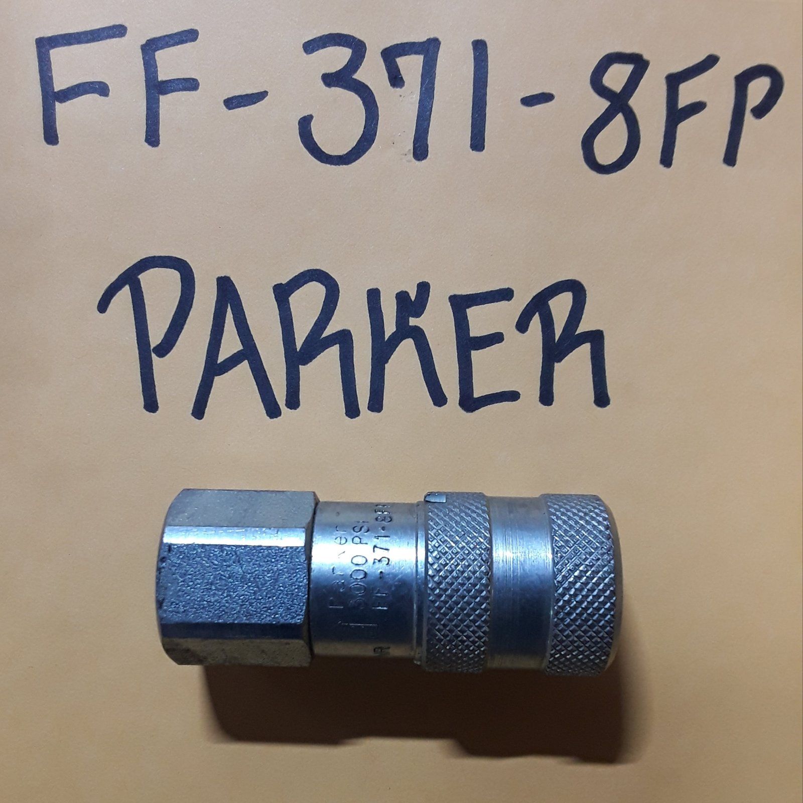 FF-371-8FP PARKER HYDRAULIC QUICK COUPLER - Ingersoll/Case Tractor Part