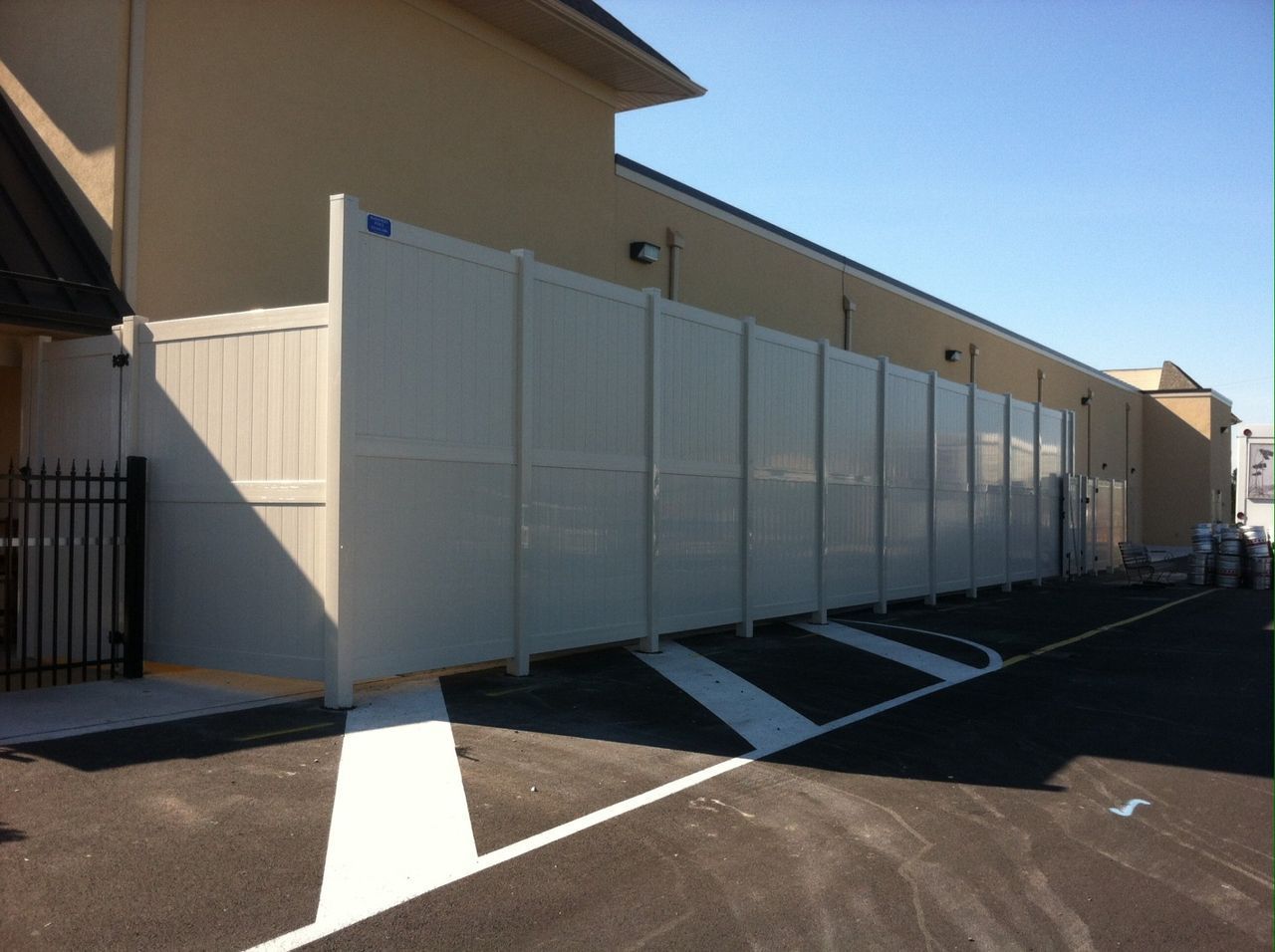 Vinyl Fence Around Beside Building — Hatboro, PA — Main Street Fence