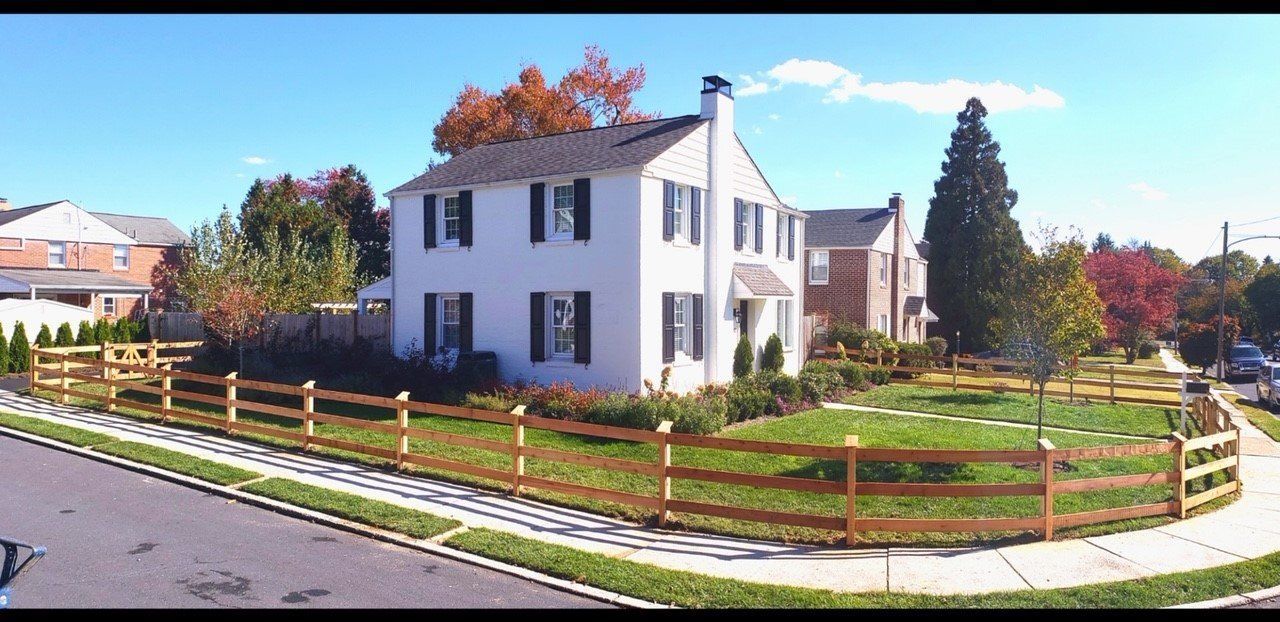 Rail Fence Around A House — Hatboro, PA — Main Street Fence