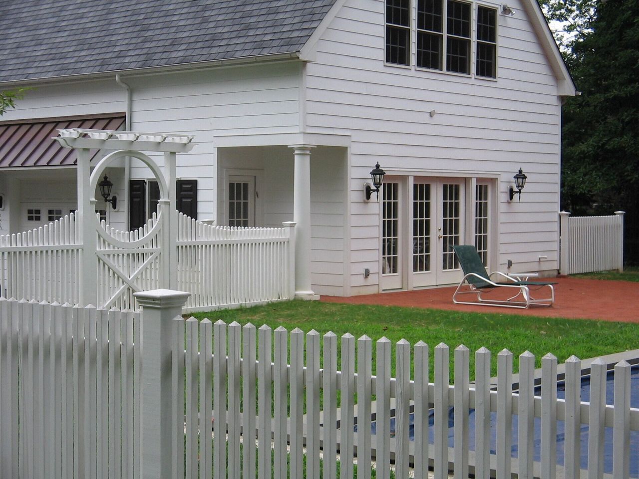 White Two By Two Picket Fence Beside House — Hatboro, PA — Main Street Fence