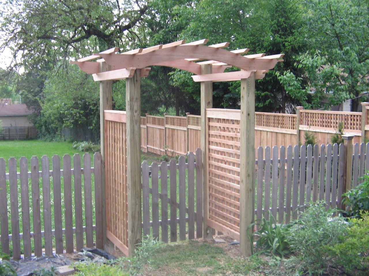Side View Of Garden Structure — Hatboro, PA — Main Street Fence