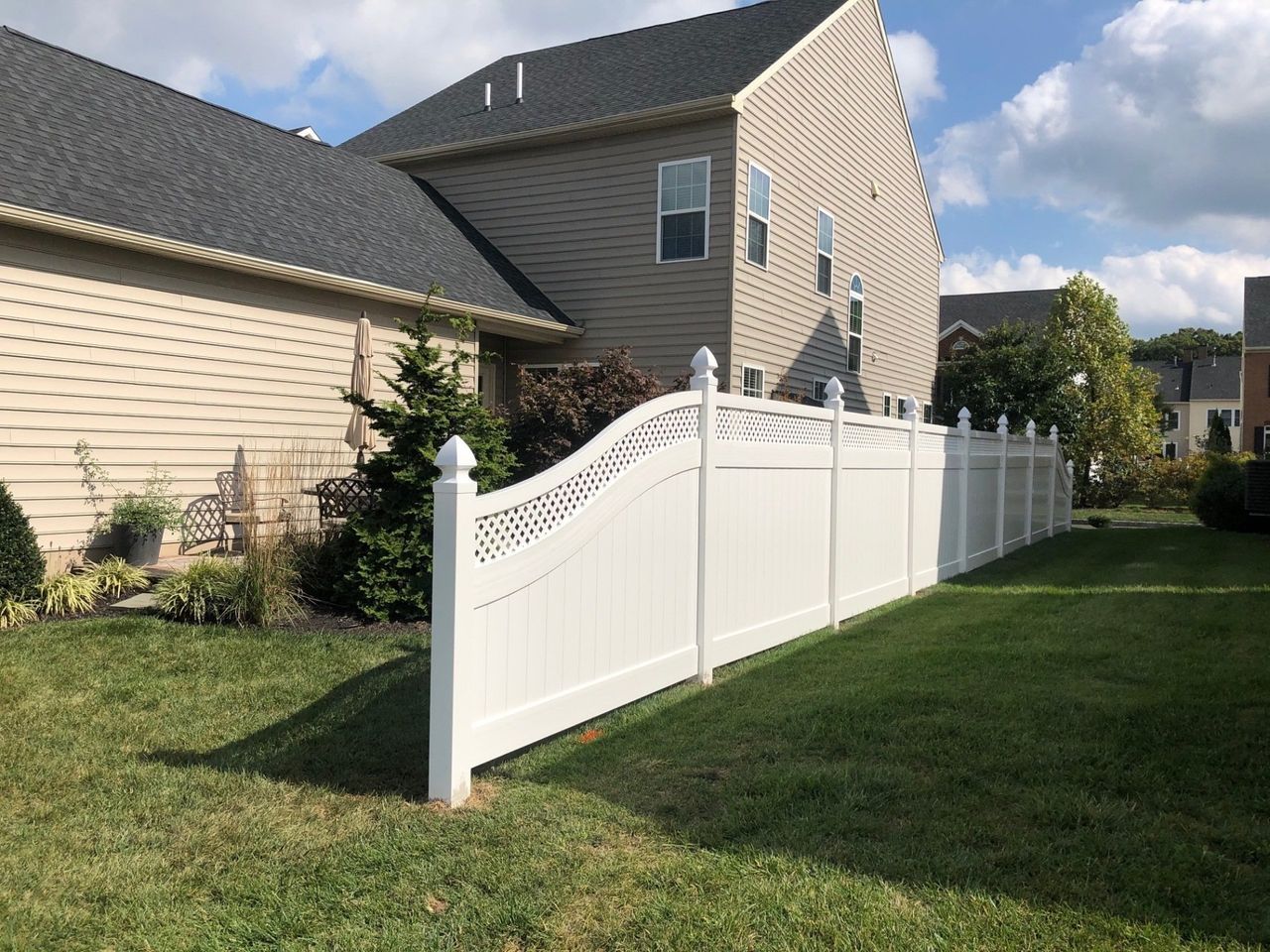 Side View Of Vinyl Fence — Hatboro, PA — Main Street Fence