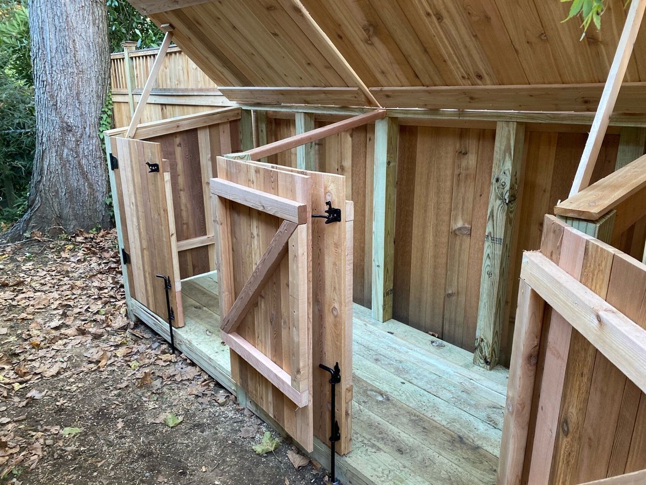 Trash Enclosure With Lid — Hatboro, PA — Main Street Fence