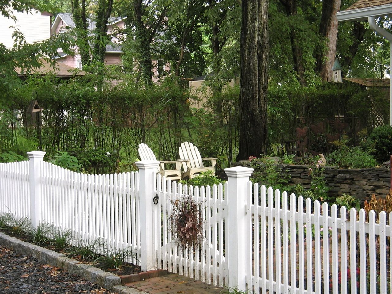 Side View Of White Picket Fence — Hatboro, PA — Main Street Fence