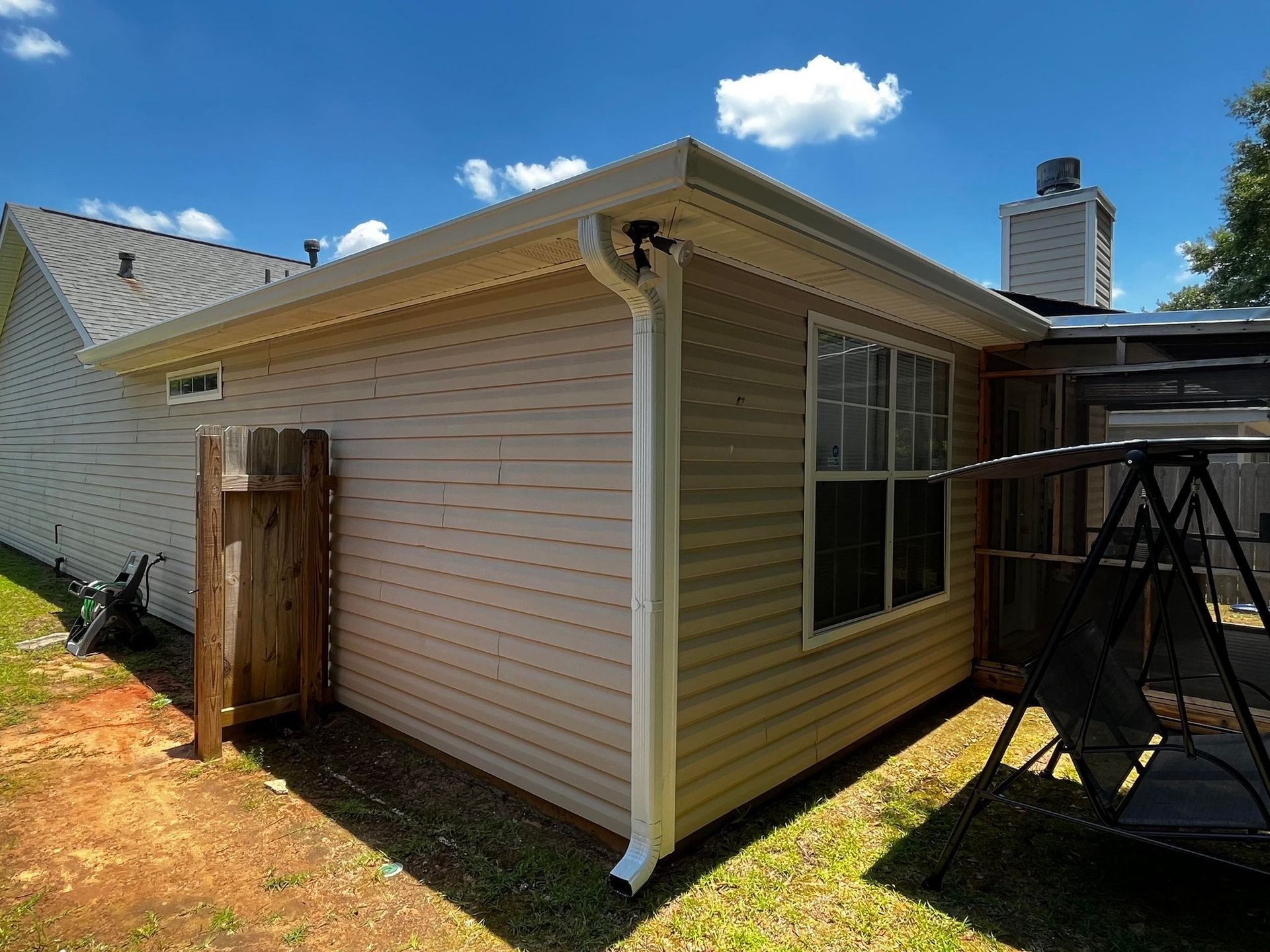 residential gutter installation | Mobile, AL | Southern Gutters LLC