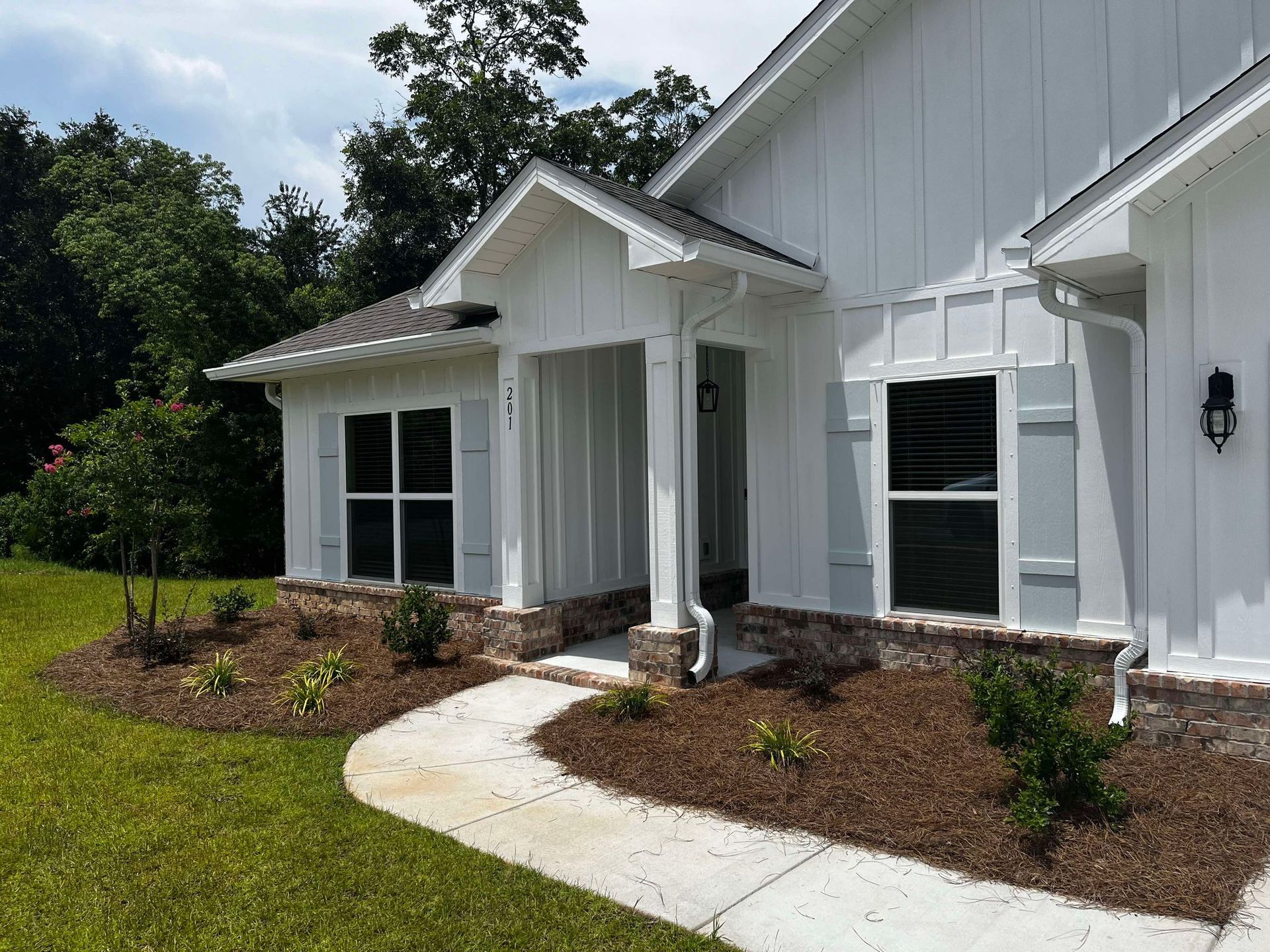 residential gutter installation | Bay Minette, AL | Southern Gutters LLC
