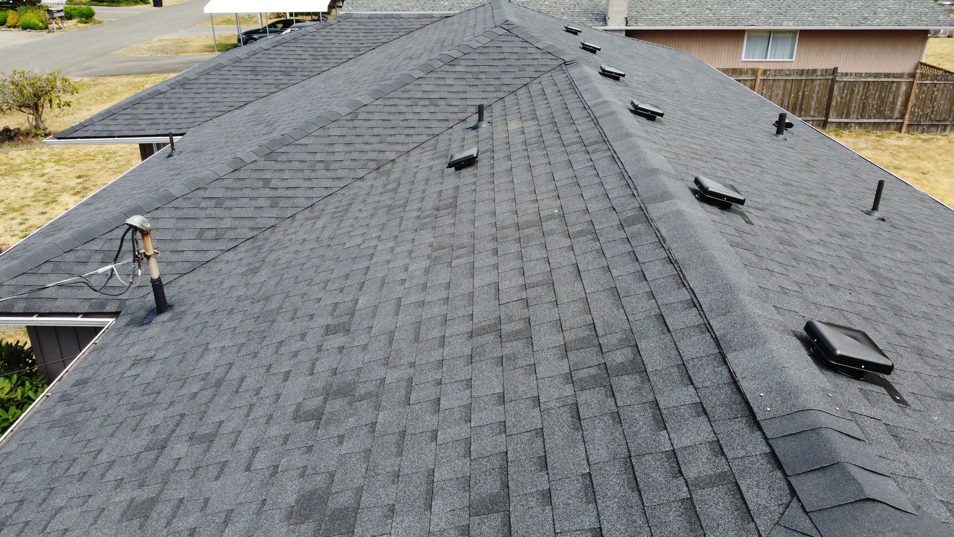 Brand new Roof Installation done by Charlie Roofing in Olympia WA. Asphalt Shingles, call Charlie Roofing for a quote!