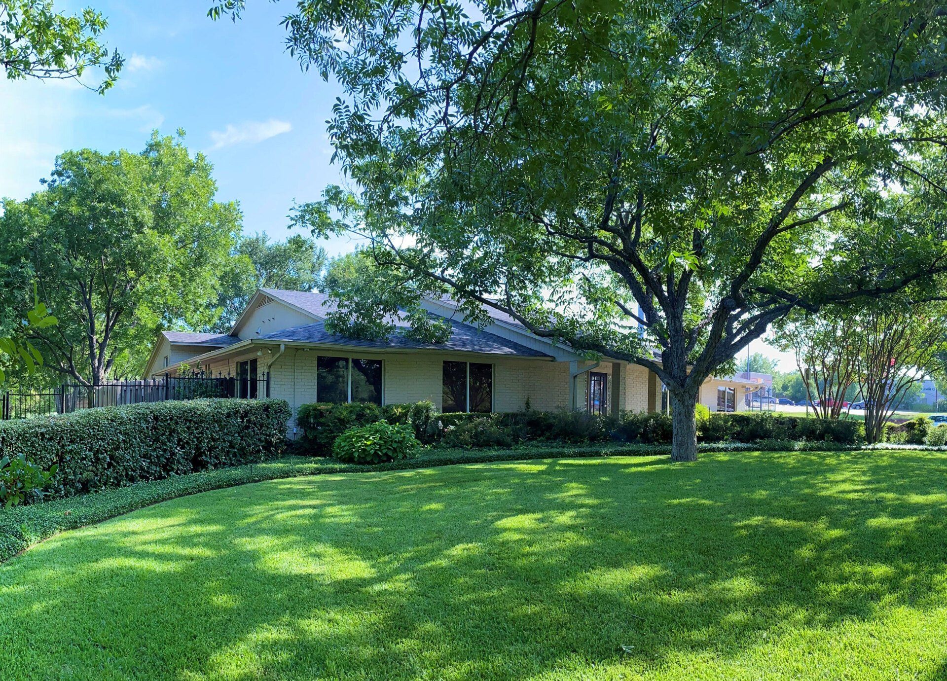 Dr. Heather Martinson Office photo 1