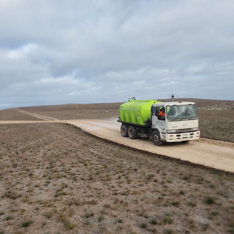 Hino 12,000L rigid water truck