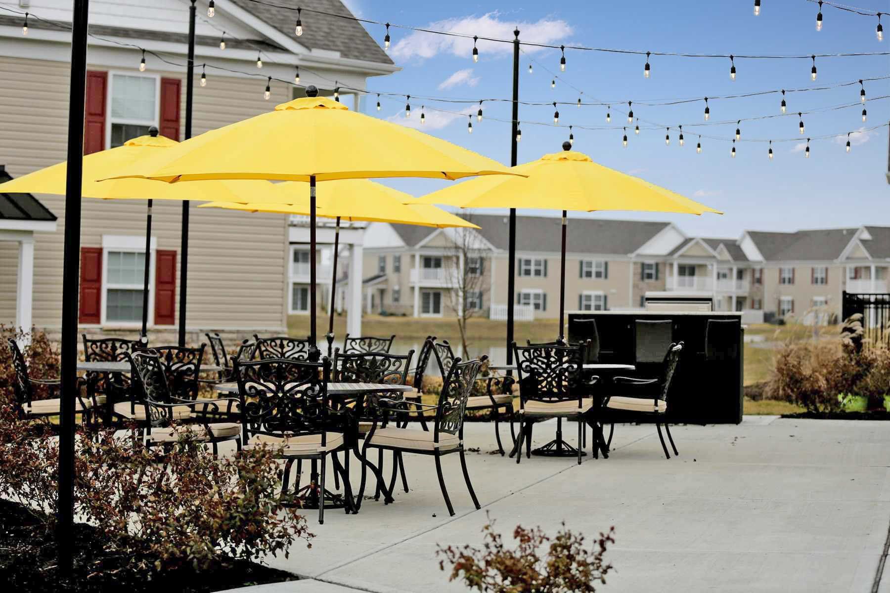 Exterior and Clubhouse Photos