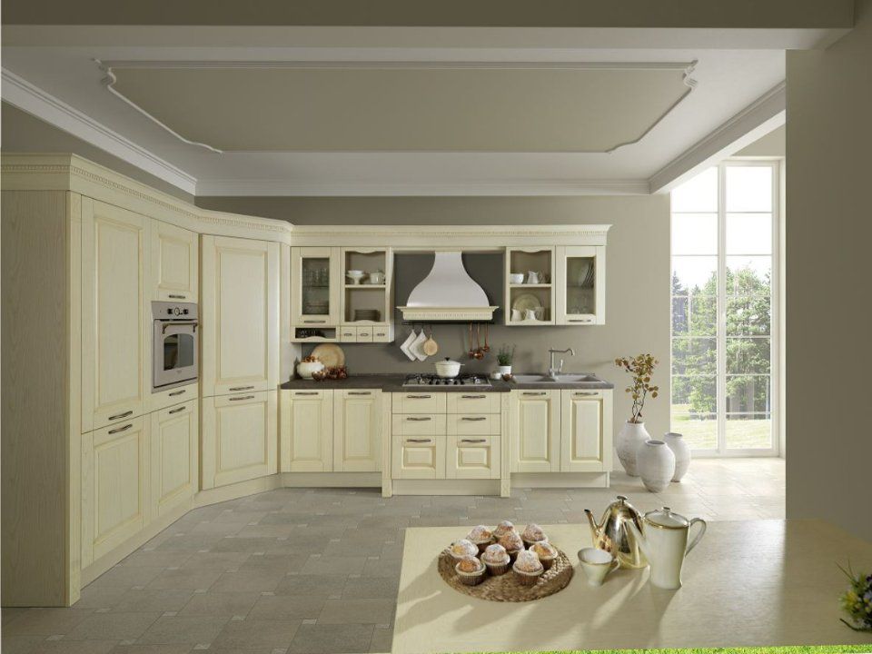 cucina classica bianca in showroom