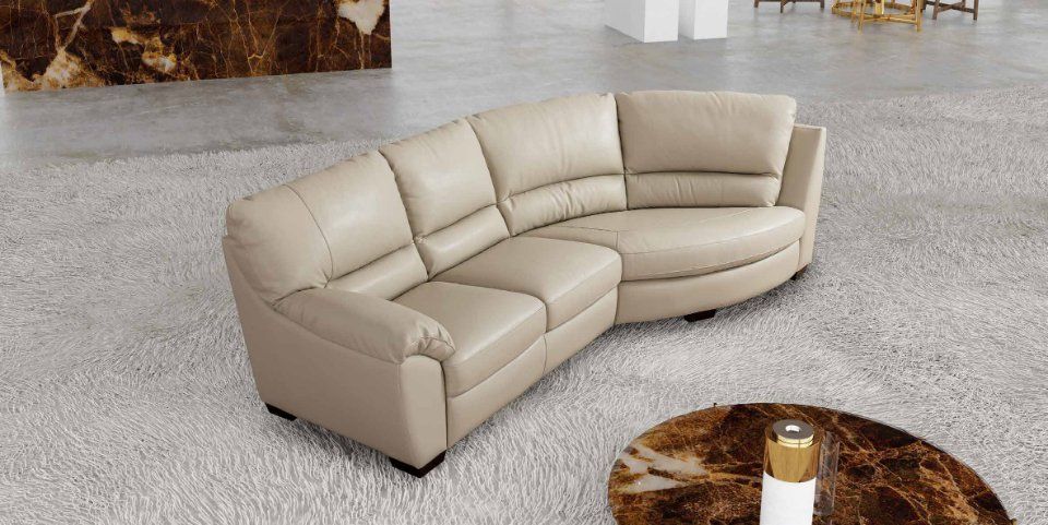divano in pelle ad angolo