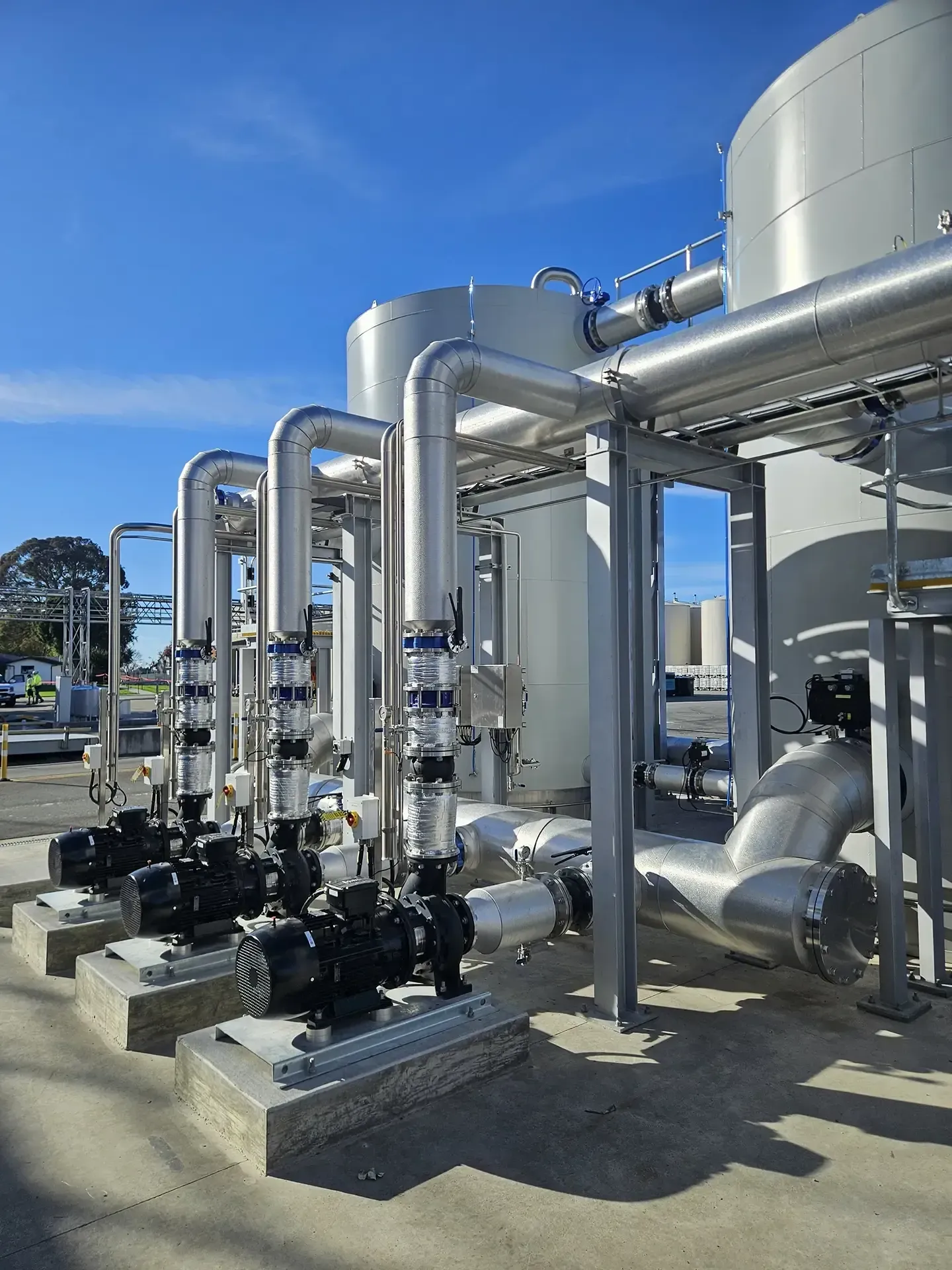 At OneFab, we provide end-to-end stainless and process engineering solutions for industrial, manufacturing, and production environments.