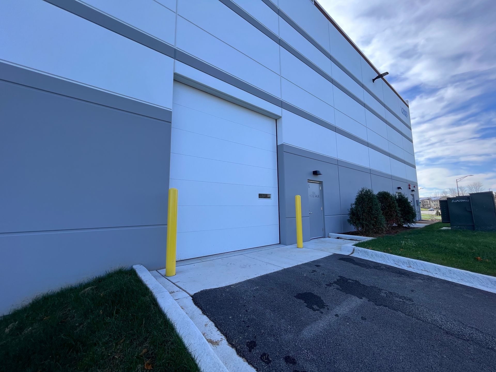 commercial garage doors installation illinois