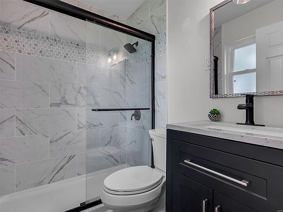 New Design Bathroom | St. Louis, MO | Cheri Buys Houses