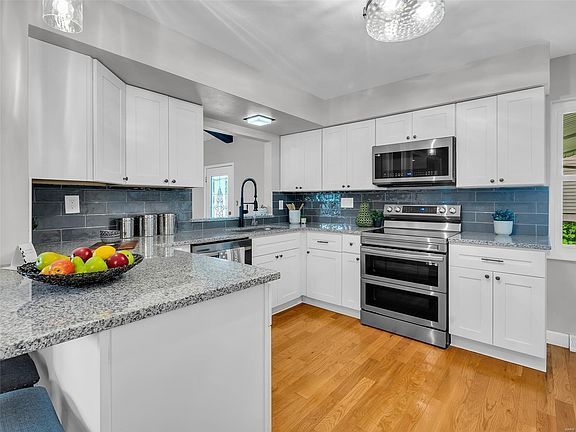 New Kitchen Design | St. Louis, MO | Cheri Buys Houses