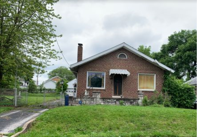 Before House External Renovation | St. Louis, MO | Cheri Buys Houses