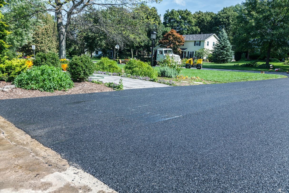 Tarmac driveway installation in Exeter.