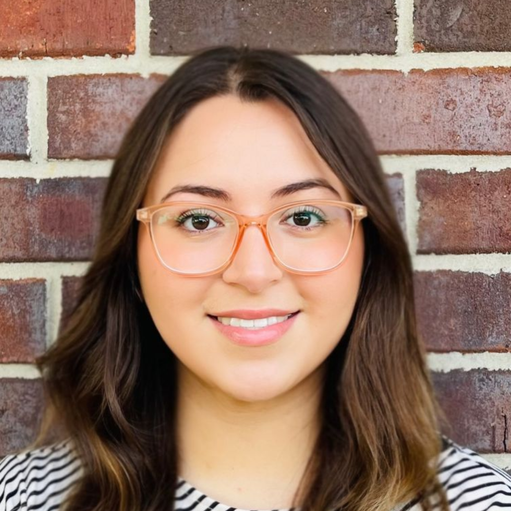 Contact Angelica Angelica Cuenca, headshot, Account Manager at Brownrigg