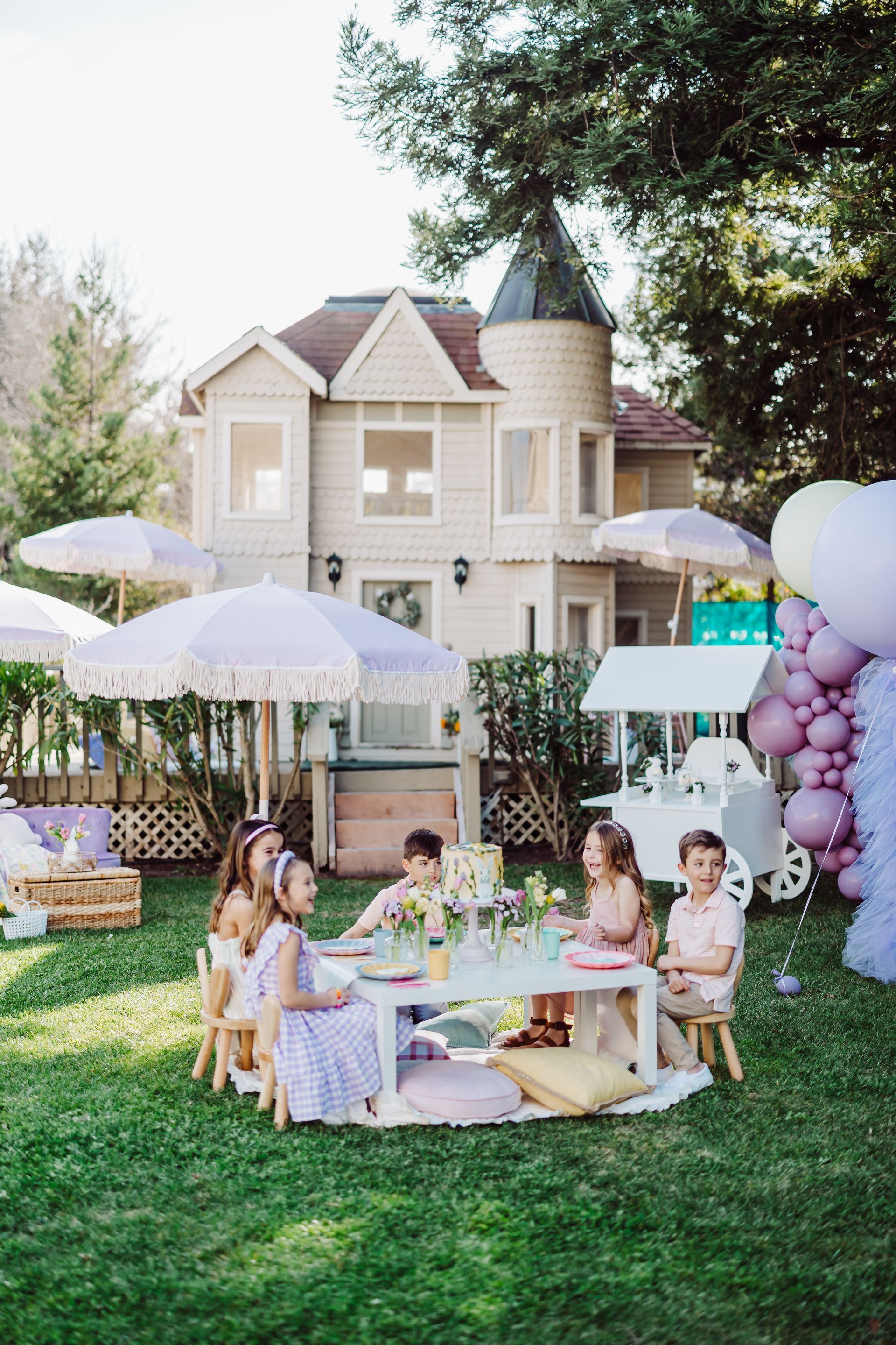 Kids Picnic events at Chateau Coralini