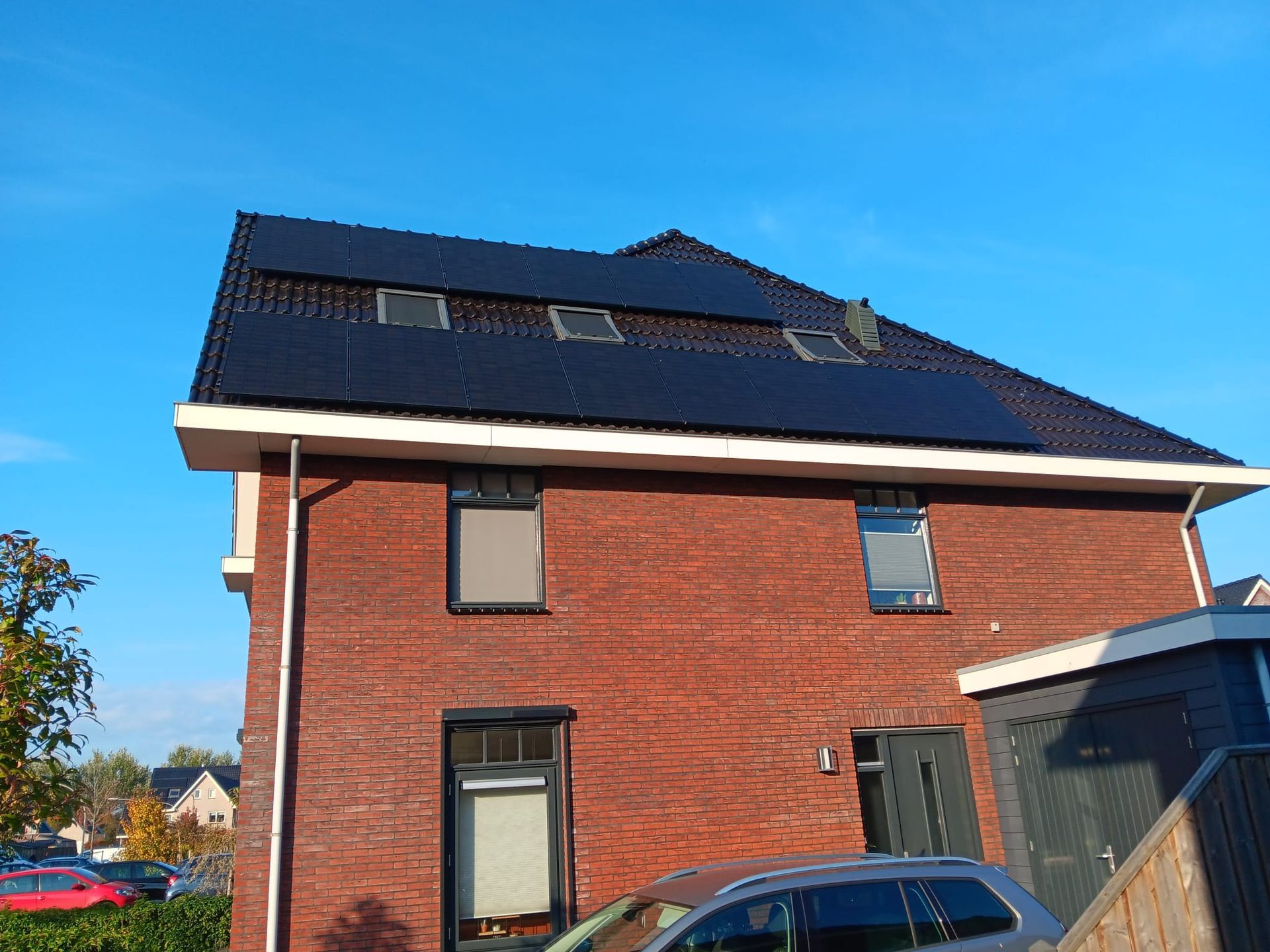 Zonnepanelen 440Wp op woning