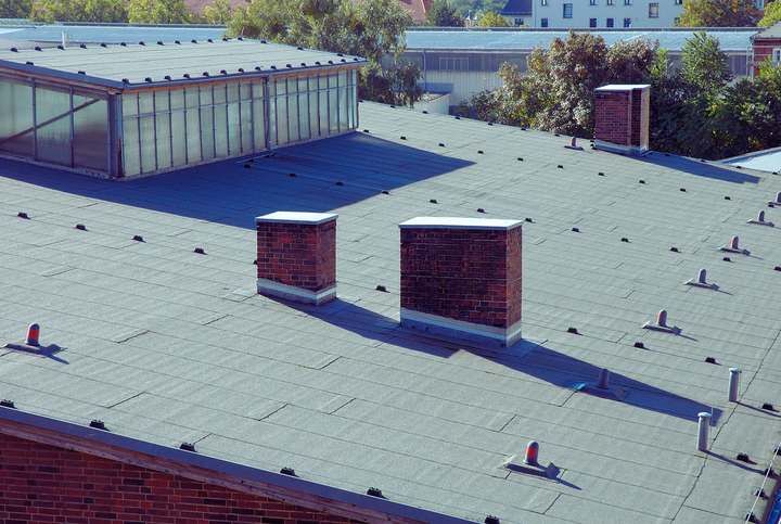 Commercial building roof