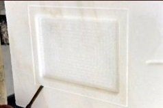 lastra di marmo con bassorilievo