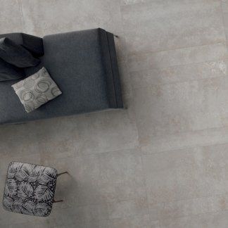 foto dall'alto di un salotto con pavimentazione in ceramiaa