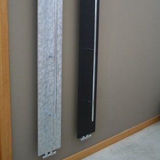 termoarredi di diversi materiali e colori