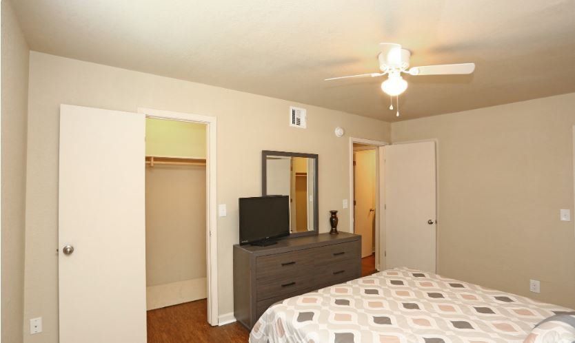 interior photos 1 bedroom apartments