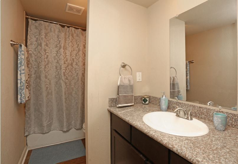 photo gallery of 2 bedroom units