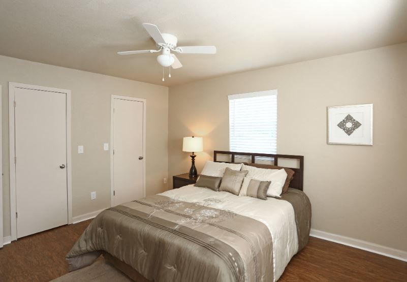 photo gallery of 2 bedroom units