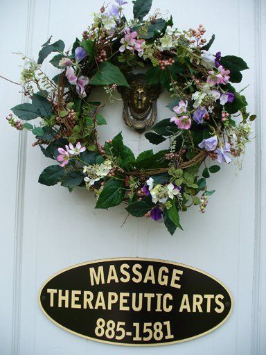 Delaware building door sign and wreath