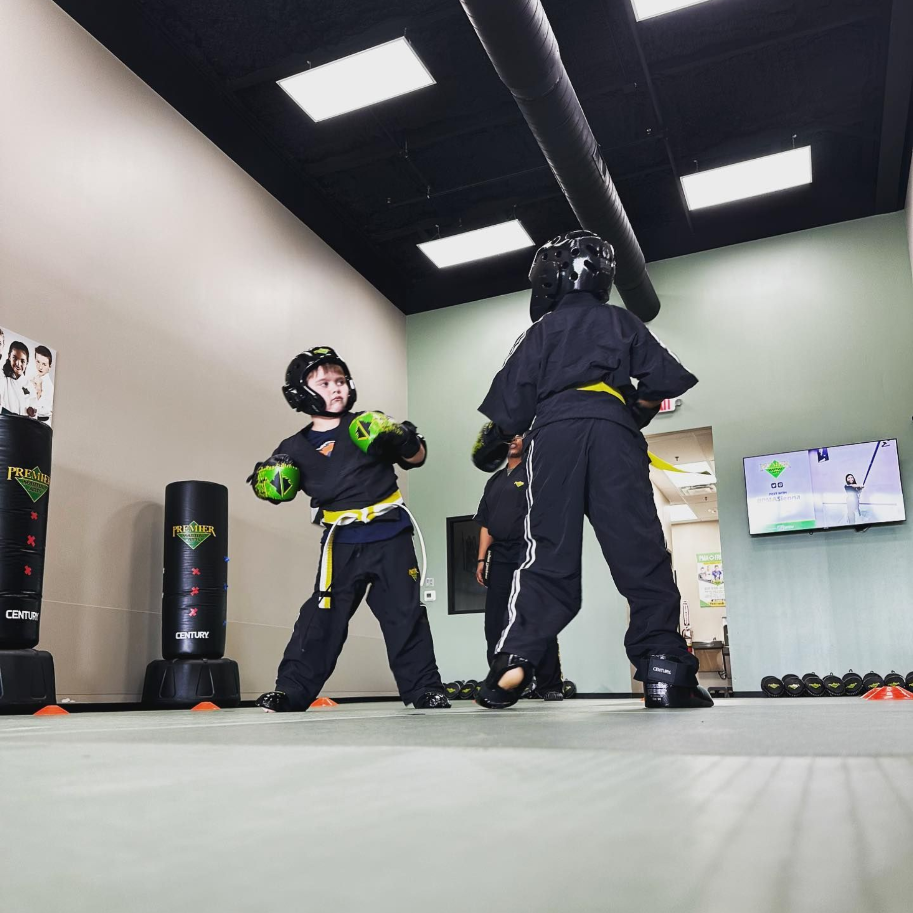 The word placeholder is on a gray background.