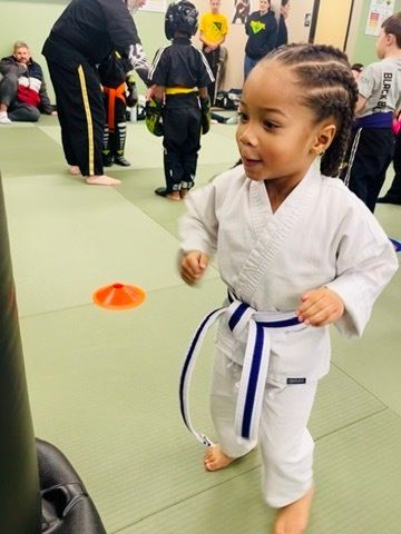 The word placeholder is on a gray background.