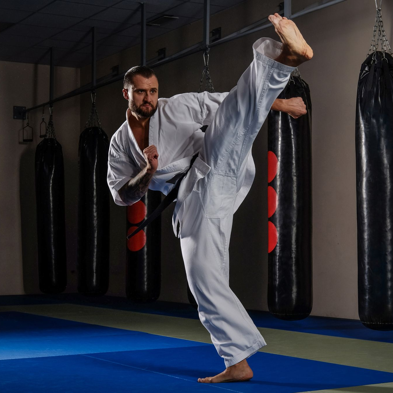 The word placeholder is on a gray background.