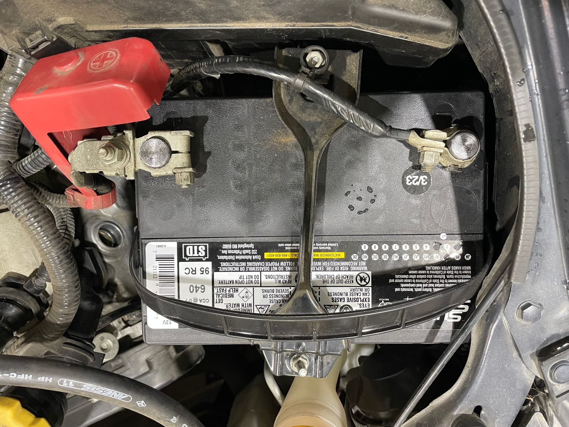 Blog Battery light coming on | J & H Automotive Inc.