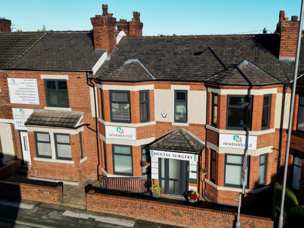 Meet the Team | Newton Dental | newton-le-willows