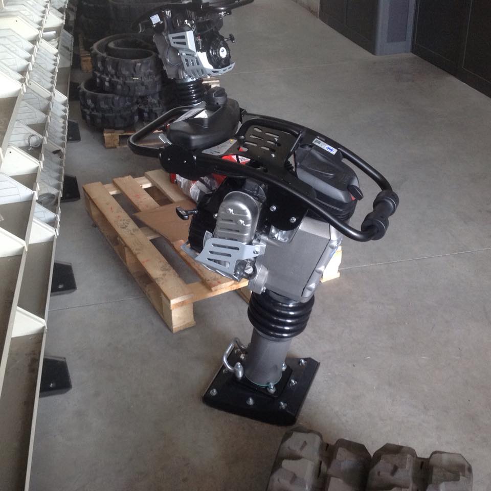 Costipatore verticale