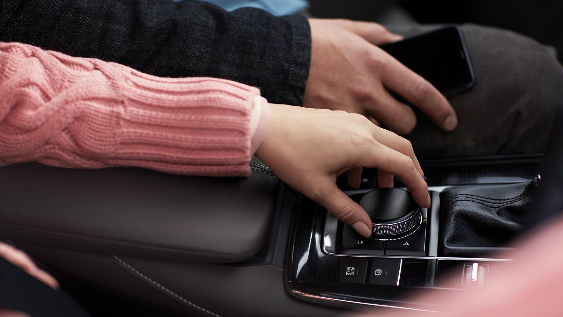 apple carplay, android auto, Mazda Malaysia, Mazda, mazda 3 malaysia, Mazda 3, mazda 3 price malaysia, mazda 3 hatchback, mazda cars, mazda 3 liftback, mazda 3 sedan, mazda3 skyactiv