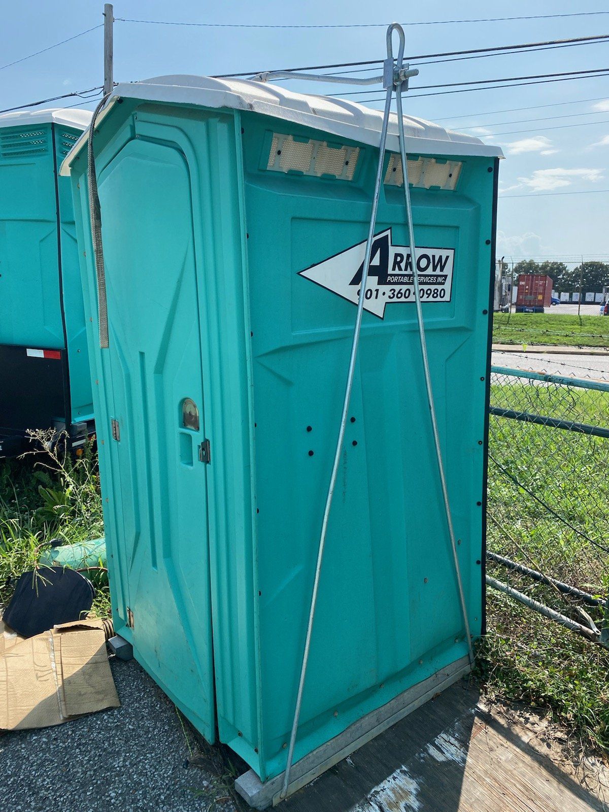High-Rise Portable Toilets - Memphis, RN - Arrow Portable Toilets