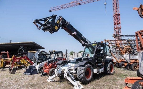 Parco mezzi a noleggio per l'edilizia