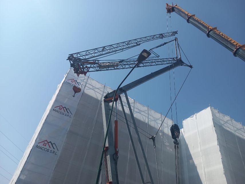 noleggio gru edilizia